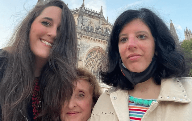 Ir a 20minutos: Blanca Tejero, hermana de Coco, con discapacidad: «Gracias a ella, he aprendido a ser más tolerante, a escuchar»