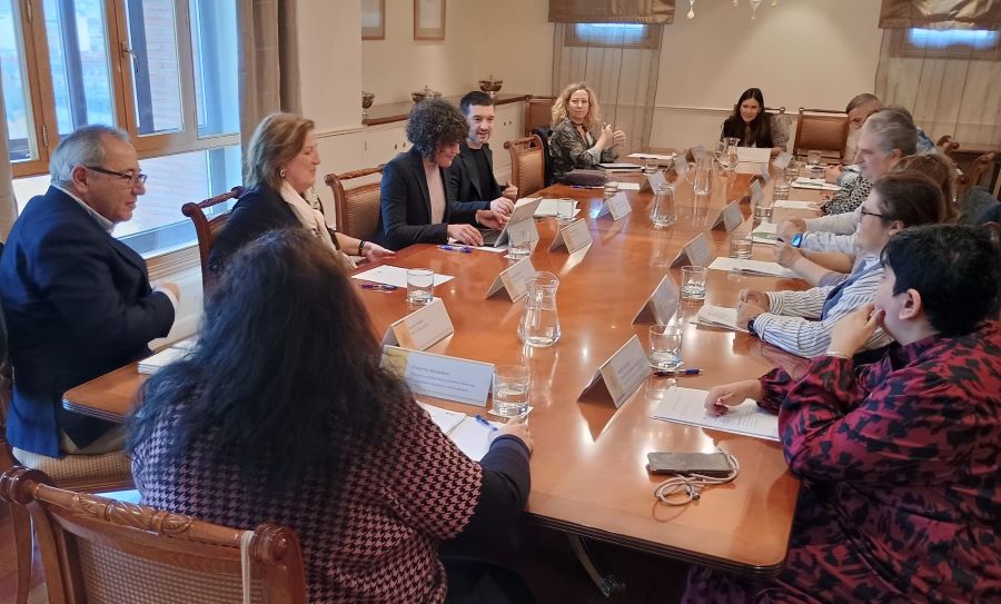 Ir a Las personas con discapacidad intelectual se reúnen con el ministro de Derechos Sociales para exigir que las leyes de Dependencia y Discapacidad contribuyan a su plena ciudadanía