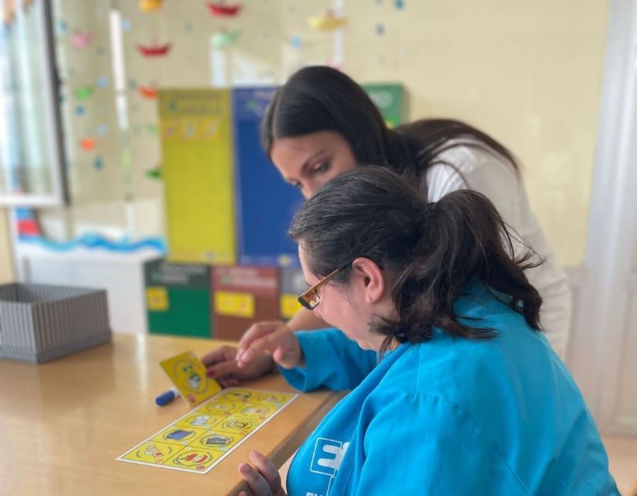 Ir a Plena inclusión se une a Ecoembes para implicar a personas con discapacidad intelectual y del desarrollo en el reciclaje y la sostenibilidad medioambiental